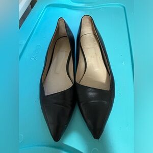 Theory  Black Leather Flat Shoes Size 38/8 EUC